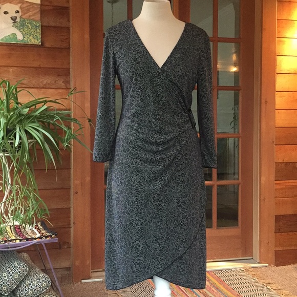 New York & Company Dresses & Skirts - New York & Company Wrap Dress